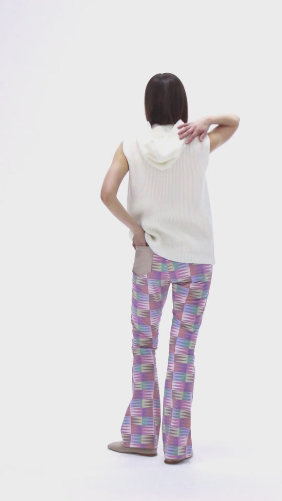 Load and play video in Gallery viewer, Hooded Knit Vest
